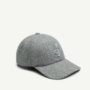 BASEBALL CAP IN GREY