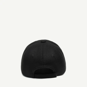 BASEBALL CAP IN BLACK