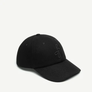 BASEBALL CAP IN BLACK