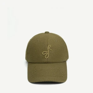 BASEBALL CAP IN GREEN
