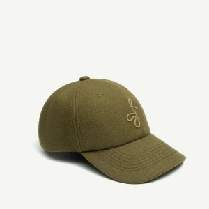 BASEBALL CAP IN GREEN