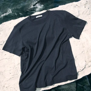 HEAVYWEIGHT T-SHIRT DARK NAVY