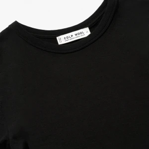 W-WOOL T-SHIRT BLACK