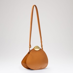 BELLE DE JOUR CARAMEL