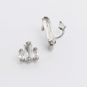 CLEAR FANTASY CRYSTALLISED EAR SET IN SILVER