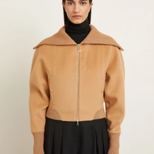 DOUBLE FACED BOMBER JACKET IN CAMEL
