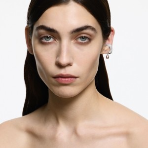 ENCRUSTED PEARL CHARM ALIEN EAR CUFF