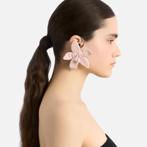 FLOWER EAR CUFFS NUDE 01