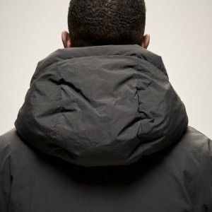 HYBRID PUFFER JACKET IN BLACK