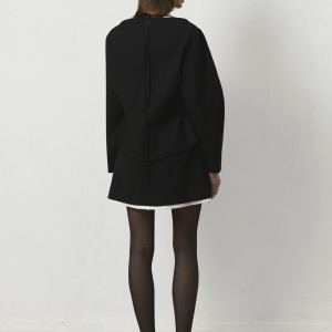 'INGLE" SKIRT IN BLACK