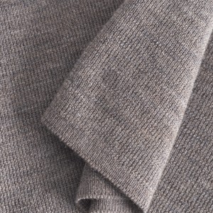 KAMALA MERINO IN BARK