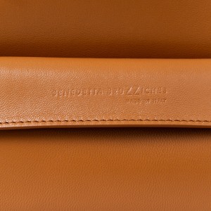 KATE LEATHER CARAMEL