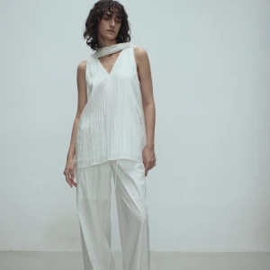 LIBERTY CAPE TOP WHITE