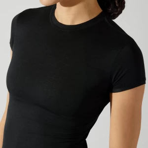 W - T-SHIRT SHORT SLEEVE LIGHTWEIGHT IN BLACK