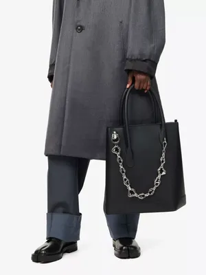 NOONA TOTE TALL IN BLACK AND CHROME