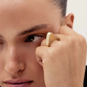 PEBBLE 01 EAR CUFF/RING  YELLOW GOLD