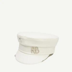 PIERCED LOGO-PLAQUE BAKER BOY CAP IN IVORY