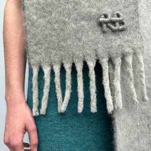 GREY SCARF RB-LOGO
