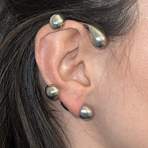 SERTI EARRINGS IN SILVER