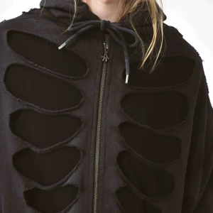 AVAVAV OS SHOULDERLESS HOODIE CUT-OUT BLACK