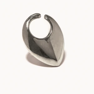 SPADA DROP EAR CUFF IN SILVER