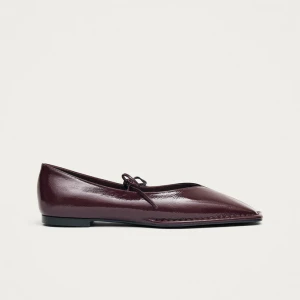 SWAY LEATHER BALLET FLATS IN BURGUNDY