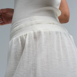 WOOLEN BARBERA  WHITE