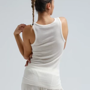 WOOLEN ISA IN OFF WHITE