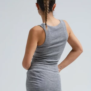 WOOLEN ISA IN GREY MELANGE