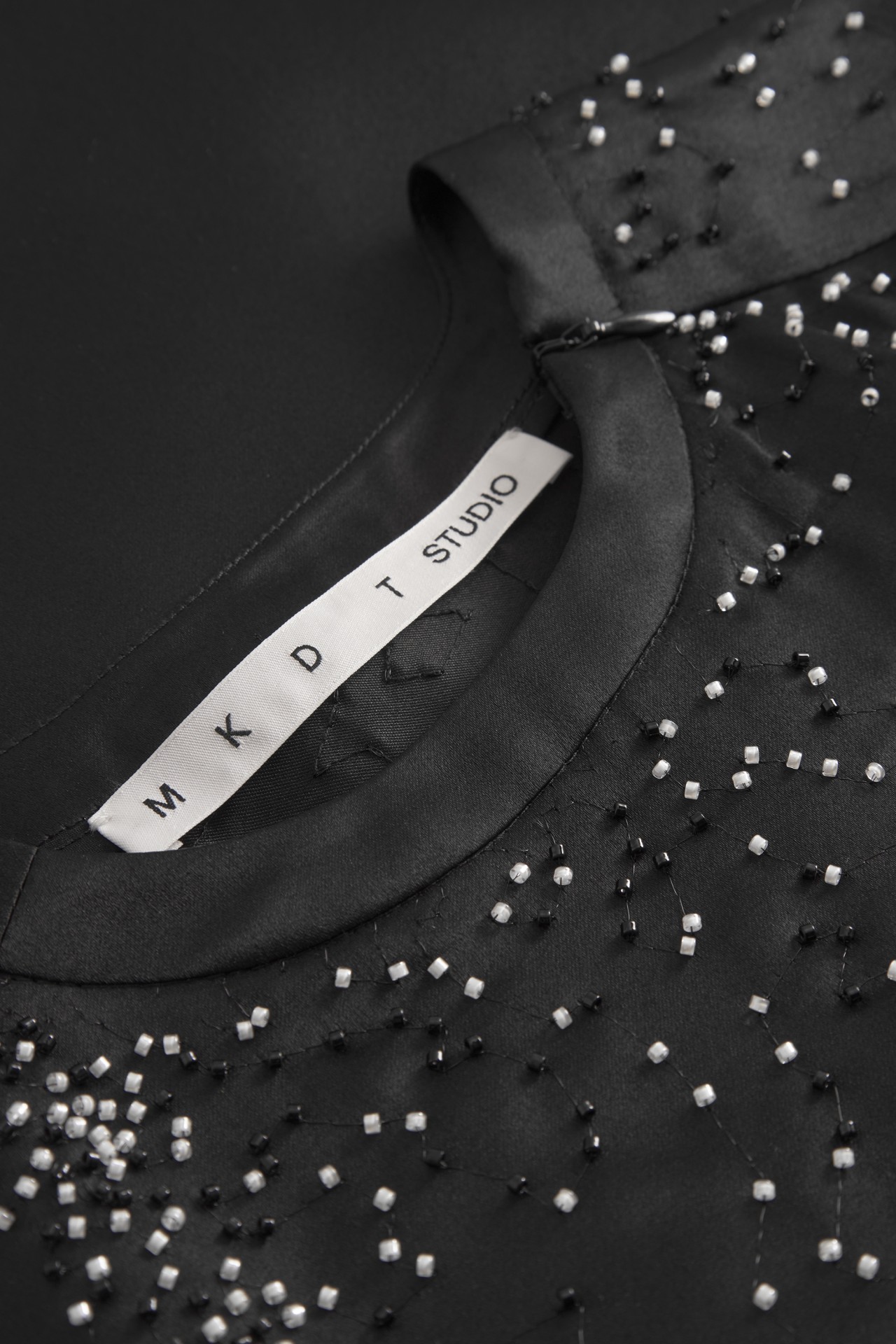 TOSHI SILK TOP IN BLACK