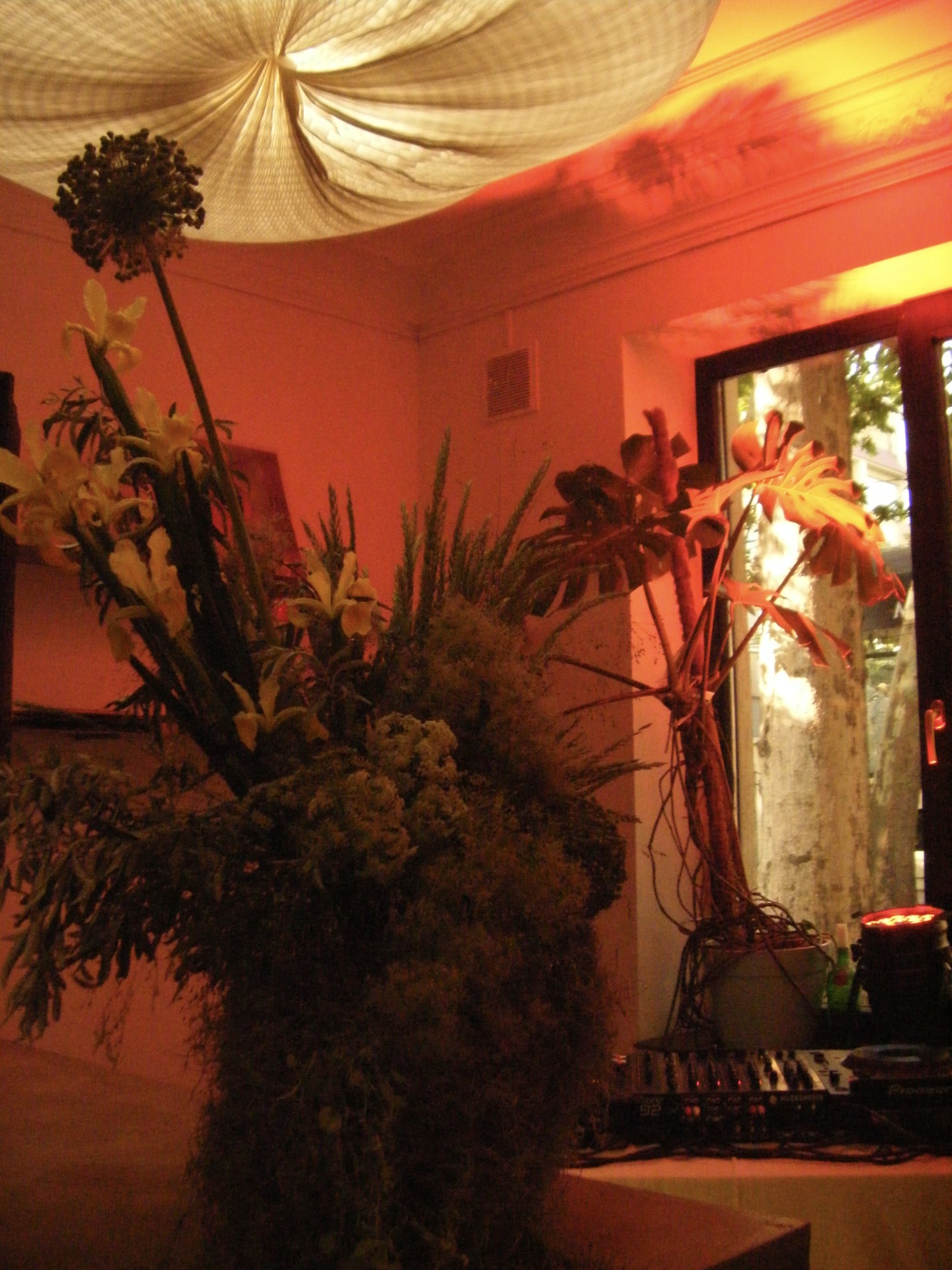 TRUNK SHOW — A PRIVATE EVENING WITH TRIP:TYCH, MAD ET LEN & NEANDERTAL