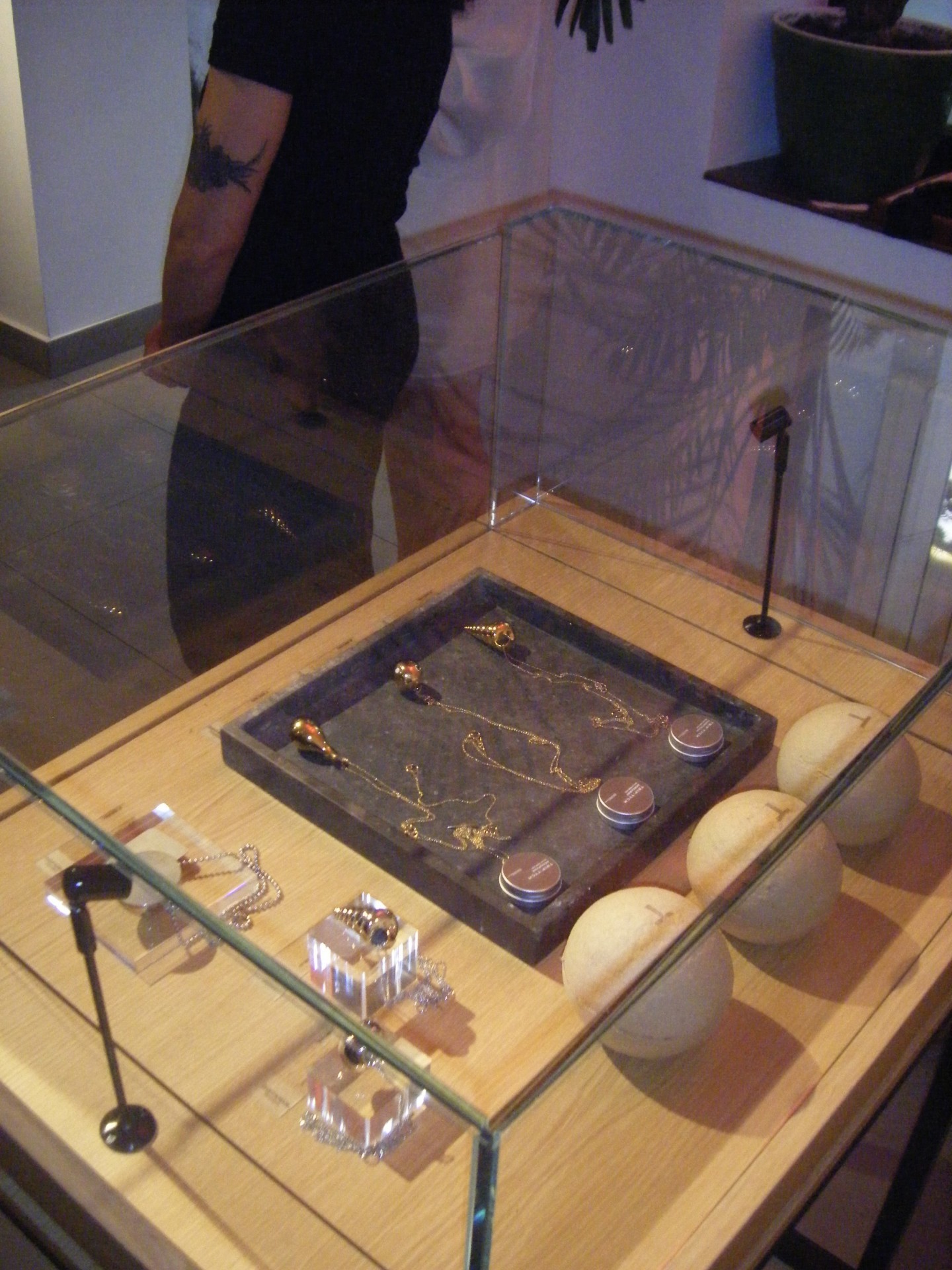 TRUNK SHOW — TRIP:TYCH, MAD ET LEN & NEANDERTAL