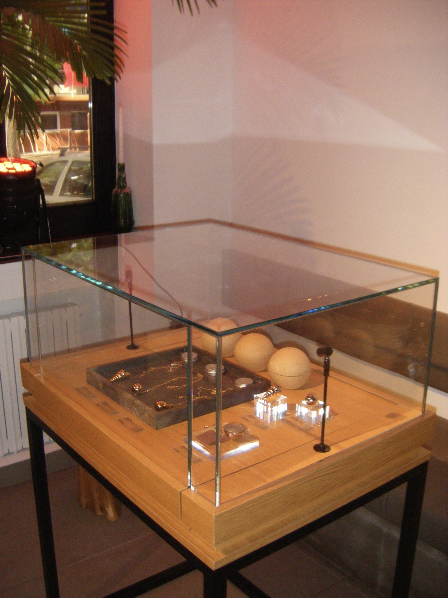 TRUNK SHOW — TRIP:TYCH, MAD ET LEN & NEANDERTAL