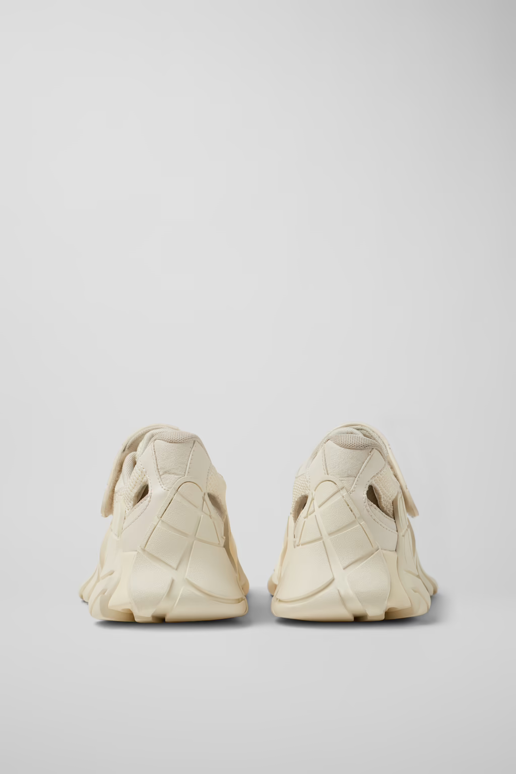 WOMEN'S TORMENTA SEMI-OPEN SNEAKERS IN WHITE