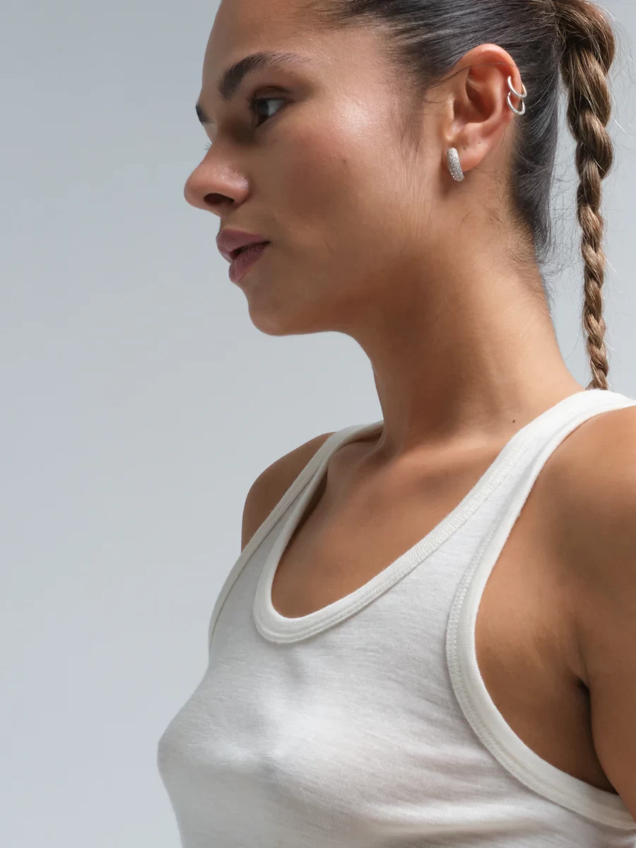 WOOLEN ISA IN OFF WHITE